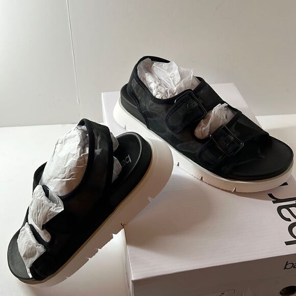 Bar III Kiwi Black Mesh Sport Sandals size 6.5 M - Picture 1 of 5